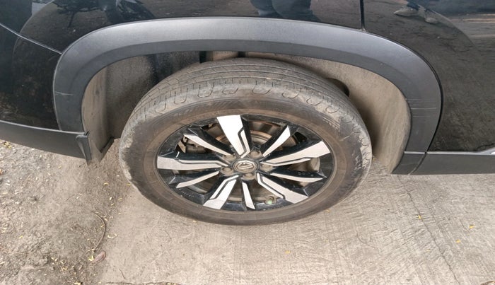 2020 MG HECTOR PLUS SHARP 2.0 DIESEL TURBO MT 6-STR, Diesel, Manual, 78,363 km, tyre