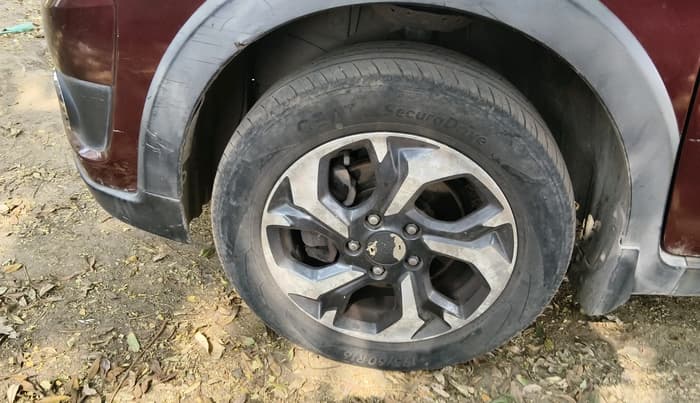 2017 Honda BR-V 1.5L I-VTEC V CVT, CNG, Automatic, 1,08,669 km, tyre
