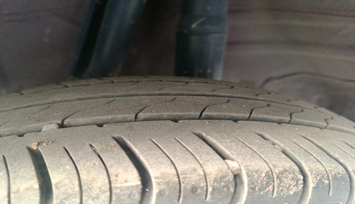 2024 Honda Amaze 1.2L I-VTEC VX CVT, Petrol, Automatic, 10,016 km, tyre