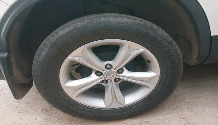 2019 Tata Harrier XZ 2.0L, Diesel, Manual, 51,123 km, tyre