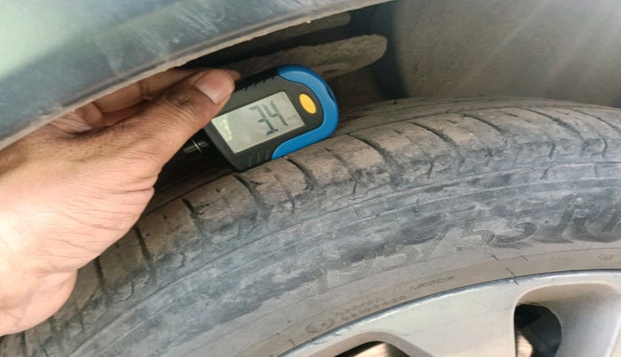 2018 Renault Lodgy 110 PS RXZ STEPWAY 8 STR, Diesel, Manual, 83,100 km, tyre