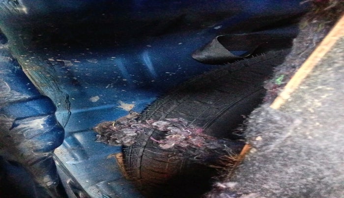 2018 Renault Kwid CLIMBER 1.0, Petrol, Manual, 30,350 km, tyre