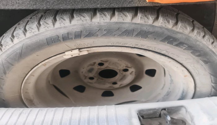 2012 Hyundai Santro Xing GLS, CNG, Manual, 76,920 km, tyre