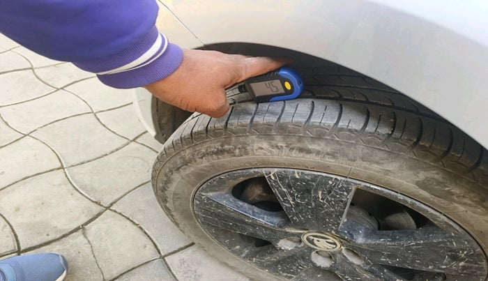 2020 Skoda Rapid 1.0 AMBITION TSI MT, Petrol, Manual, 1,29,933 km, tyre