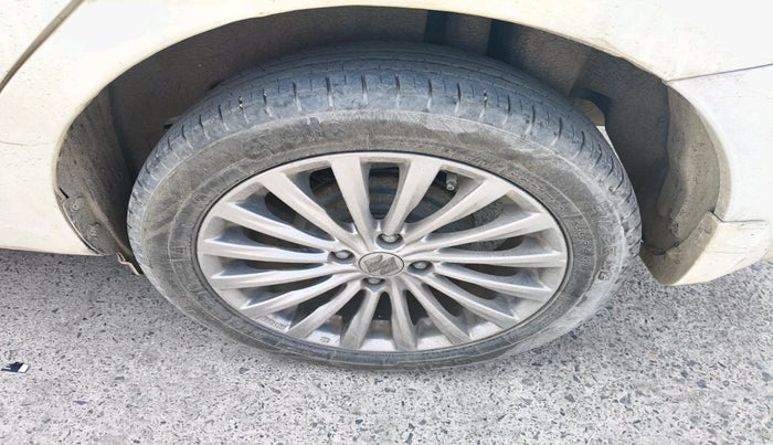 2016 Maruti Ciaz ZDI+ SHVS, Diesel, Manual, 92,164 km, tyre