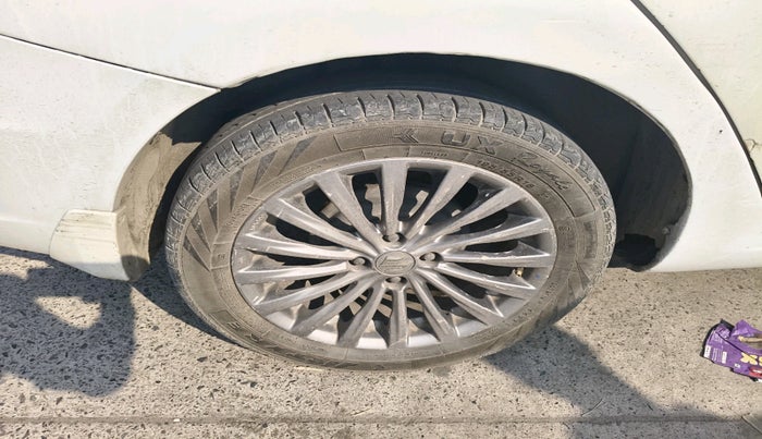 2016 Maruti Ciaz ZDI+ SHVS, Diesel, Manual, 92,164 km, tyre