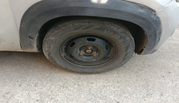 2016 Renault Kwid RXT 0.8, Petrol, Manual, 59,877 km, tyre