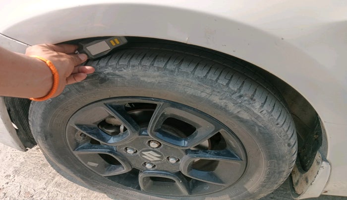 2015 Hyundai Verna FLUIDIC 4S 1.4 VTVT, CNG, Manual, 51,872 km, tyre