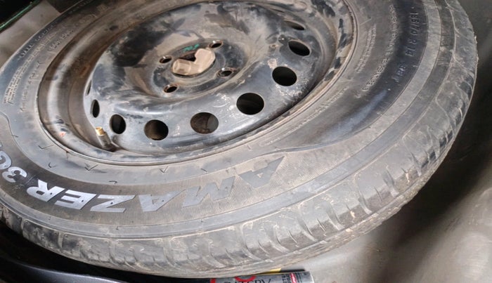 2014 Hyundai Elite i20 MAGNA 1.2, CNG, Manual, 71,000 km, tyre