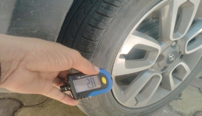 2016 Hyundai i20 Active 1.2 S, Petrol, Manual, 1,17,032 km, tyre