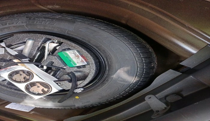 2011 Skoda Laura AMBIENTE 1.8 TSI, Petrol, Manual, 45,255 km, tyre