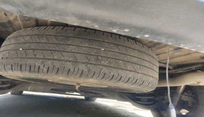 2018 Mahindra MARAZZO M2 8 STR, Diesel, Manual, 1,81,632 km, tyre