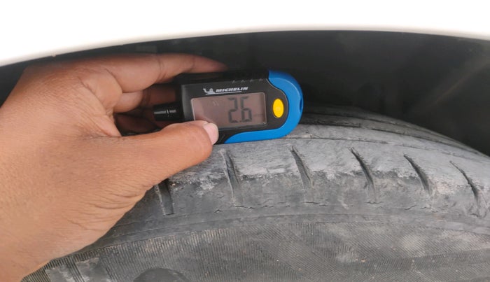 2014 Ford Ecosport TITANIUM 1.0L ECOBOOST, Petrol, Manual, 98,447 km, tyre