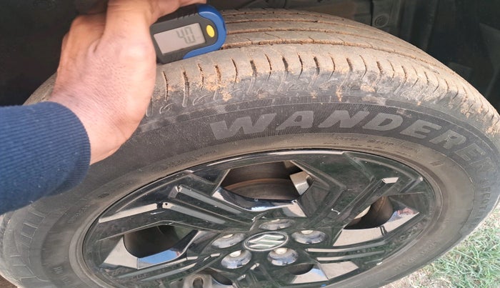 2024 Maruti BREZZA ZXI SMART HYBRID , Petrol, Manual, 31,566 km, tyre