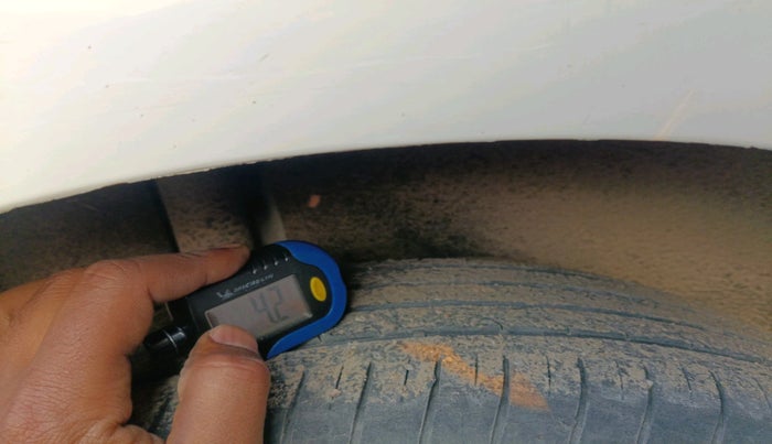 2019 Ford Ecosport TITANIUM 1.5L SPORTS(SUNROOF) DIESEL, Diesel, Manual, 1,77,278 km, tyre