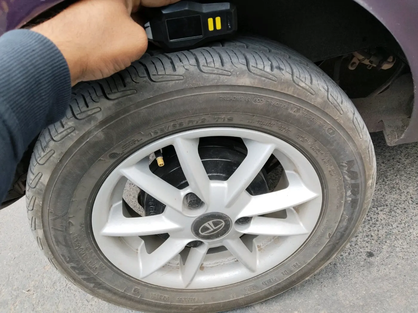 2016 Tata Nano TWIST XTA, Petrol, Automatic, 79,200 km, tyre