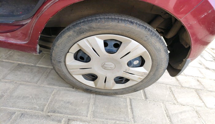 2011 Maruti Wagon R 1.0 VXI, Petrol, Manual, 1,15,557 km, tyre