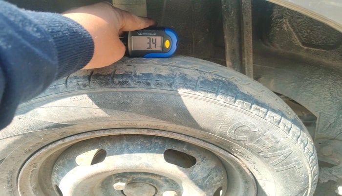 2016 Datsun Redi Go T, Petrol, Manual, 87,753 km, tyre