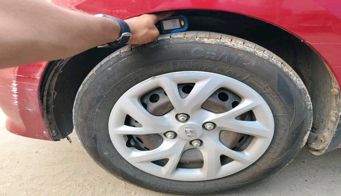 2017 Hyundai Grand i10 SPORTZ 1.2 KAPPA VTVT, Petrol, Manual, 31,853 km, tyre