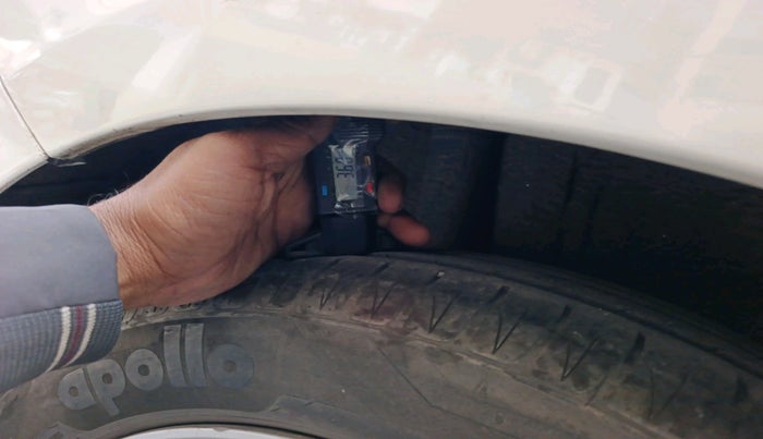 2011 Honda City 1.5L I-VTEC V MT, Petrol, Manual, 93,017 km, tyre