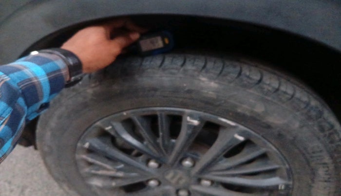 2020 Maruti XL6 ZETA AT, Petrol, Automatic, 84,545 km, tyre