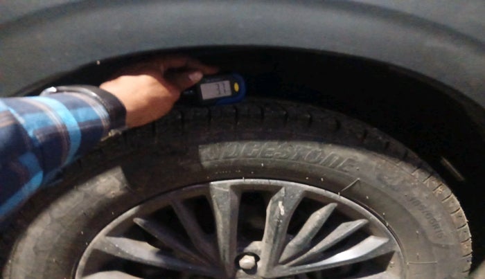 2020 Maruti XL6 ZETA AT, Petrol, Automatic, 84,545 km, tyre