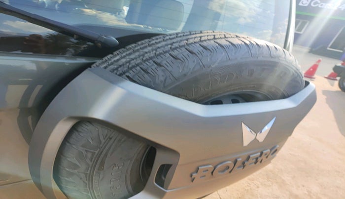 2023 Mahindra BOLERO NEO N10 R, Diesel, Manual, 16,911 km, tyre