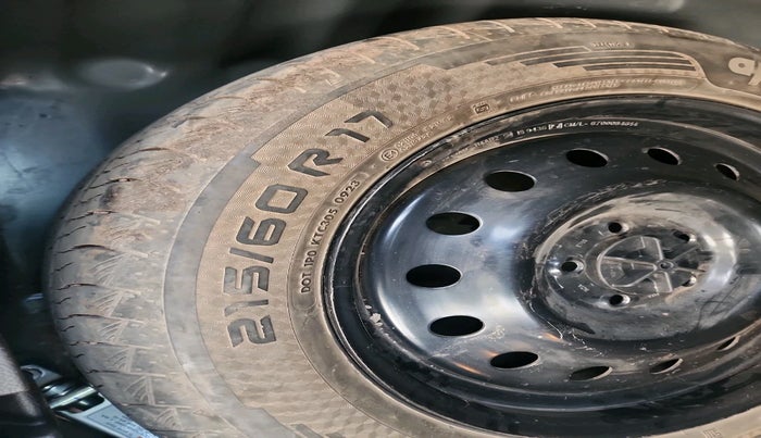 2023 Maruti Grand Vitara ZETA SMART HYBRID, Petrol, Manual, 46,492 km, tyre