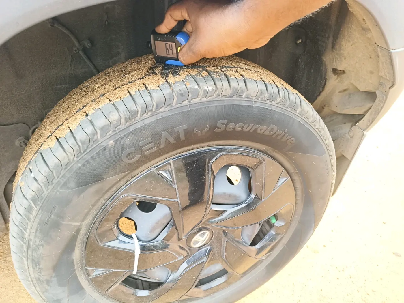 2022 Tata PUNCH ADVENTURE MT, Petrol, Manual, 24,169 km, tyre