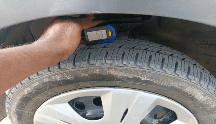 2017 Maruti Wagon R 1.0 VXI, Petrol, Manual, 62,871 km, tyre