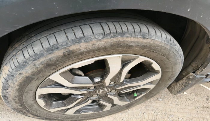 2017 Honda WR-V 1.5L I-DTEC VX MT, Diesel, Manual, 73,598 km, tyre