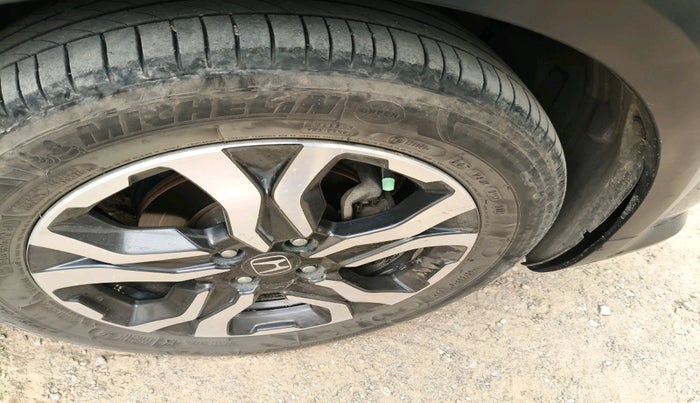 2017 Honda WR-V 1.5L I-DTEC VX MT, Diesel, Manual, 73,598 km, tyre