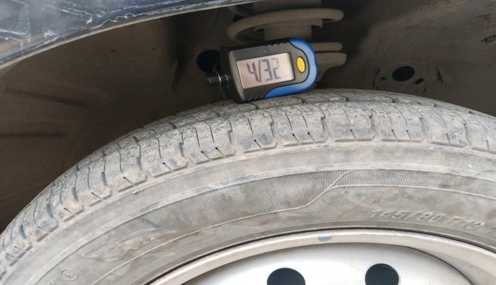 2011 Maruti Wagon R 1.0 LXI CNG, CNG, Manual, 99,154 km, tyre