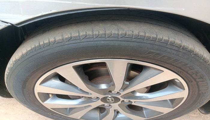 2013 Hyundai Verna FLUIDIC 1.6 VTVT SX, Petrol, Manual, 1,23,893 km, tyre