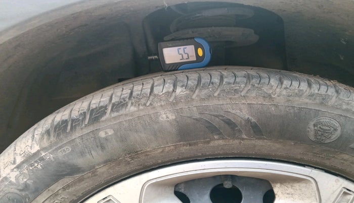 2021 Tata NEXON EV XM, Electric, Automatic, 1,61,961 km, tyre