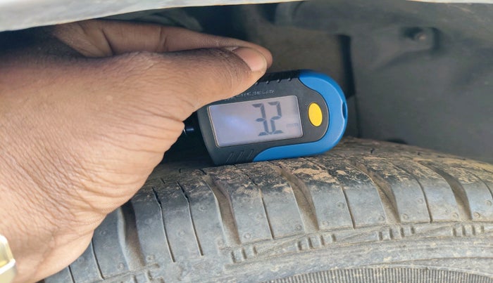 2017 Tata TIGOR XT PETROL, Petrol, Manual, 26,993 km, tyre