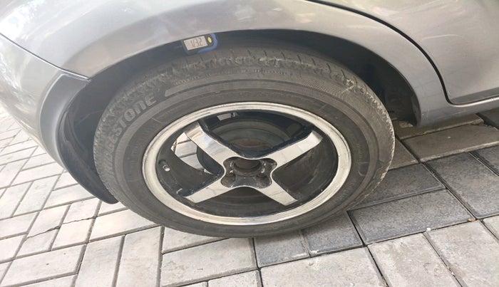 2017 Maruti IGNIS DELTA 1.2, CNG, Manual, 1,05,266 km, tyre