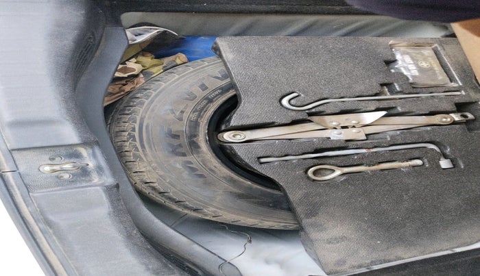 2017 Honda Jazz 1.2L I-VTEC V AT, Petrol, Automatic, 86,008 km, tyre