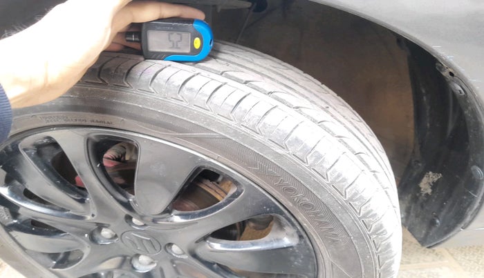 2017 Maruti Baleno ZETA PETROL 1.2, Petrol, Manual, 67,465 km, tyre