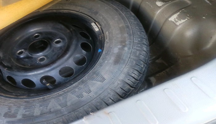 2014 Maruti Alto 800 VXI, Petrol, Manual, 28,263 km, tyre