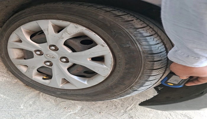 2016 Hyundai Grand i10 MAGNA 1.2 KAPPA VTVT, Petrol, Manual, 1,62,165 km, tyre