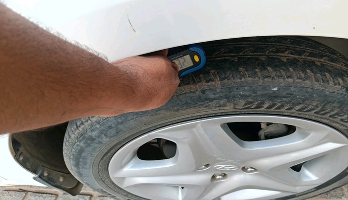 2017 Hyundai Elite i20 ASTA 1.2, Petrol, Manual, 33,055 km, tyre