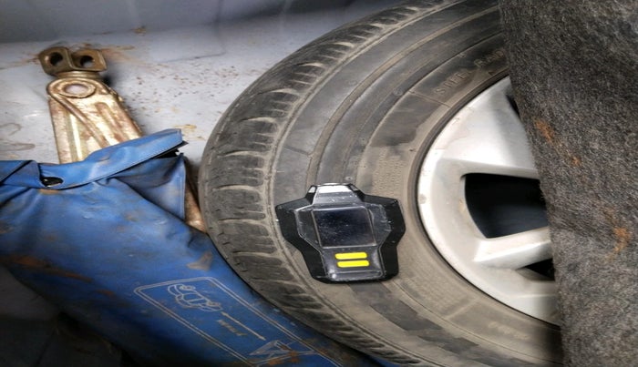 2013 Honda Amaze 1.5L I-DTEC VX, Diesel, Manual, 66,825 km, tyre