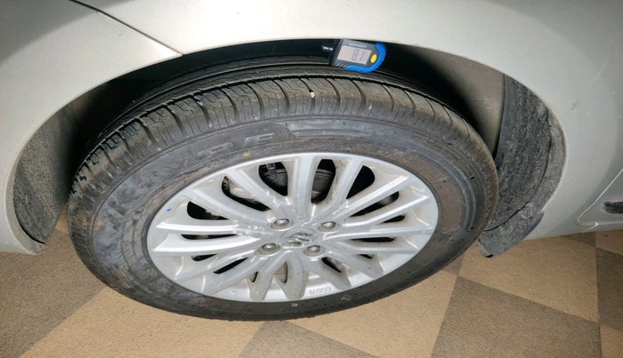 2017 Maruti Dzire ZDI, Diesel, Manual, 7,424 km, tyre