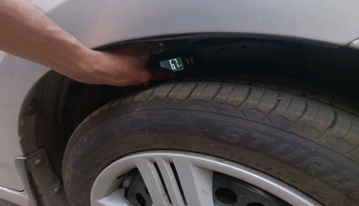 2012 Honda City 1.5L I-VTEC E MT, Petrol, Manual, 1,87,280 km, tyre