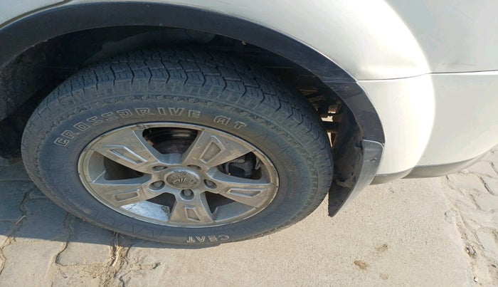 2012 Mahindra XUV500 W8 AWD, Diesel, Manual, 1,61,524 km, tyre