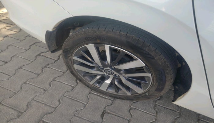 2022 Honda City 1.5L I-VTEC ZX CVT, Petrol, Automatic, 93,328 km, tyre