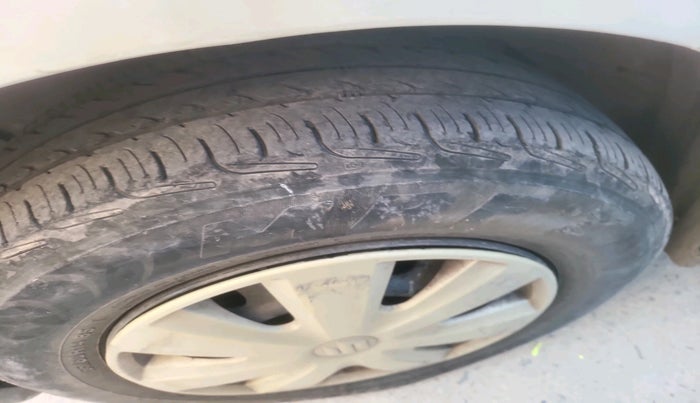 2011 Maruti Swift Dzire VXI, Petrol, Manual, 88,769 km, tyre