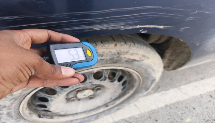 2015 Renault Lodgy 85 PS RXL, Diesel, Manual, 1,37,830 km, tyre