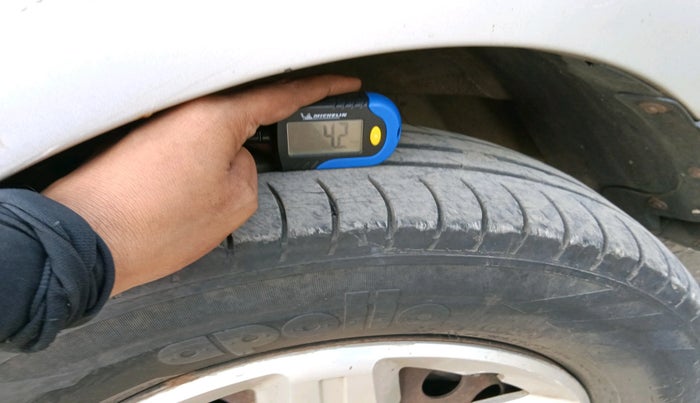 2014 Chevrolet Enjoy 1.3 LT 8 STR, Diesel, Manual, 1,79,528 km, tyre